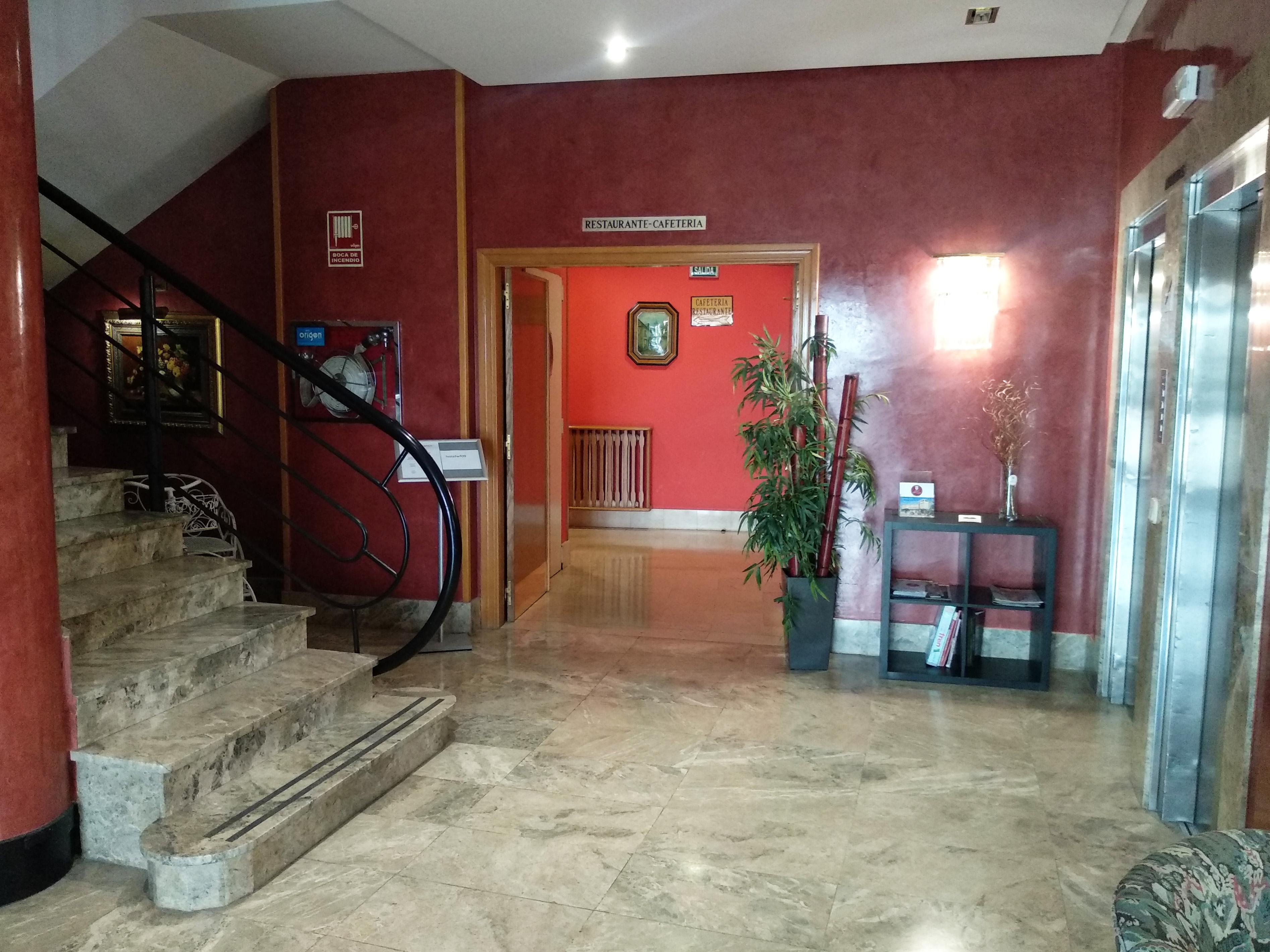 Hotel Helmantico Villares de la Reina Exteriör bild